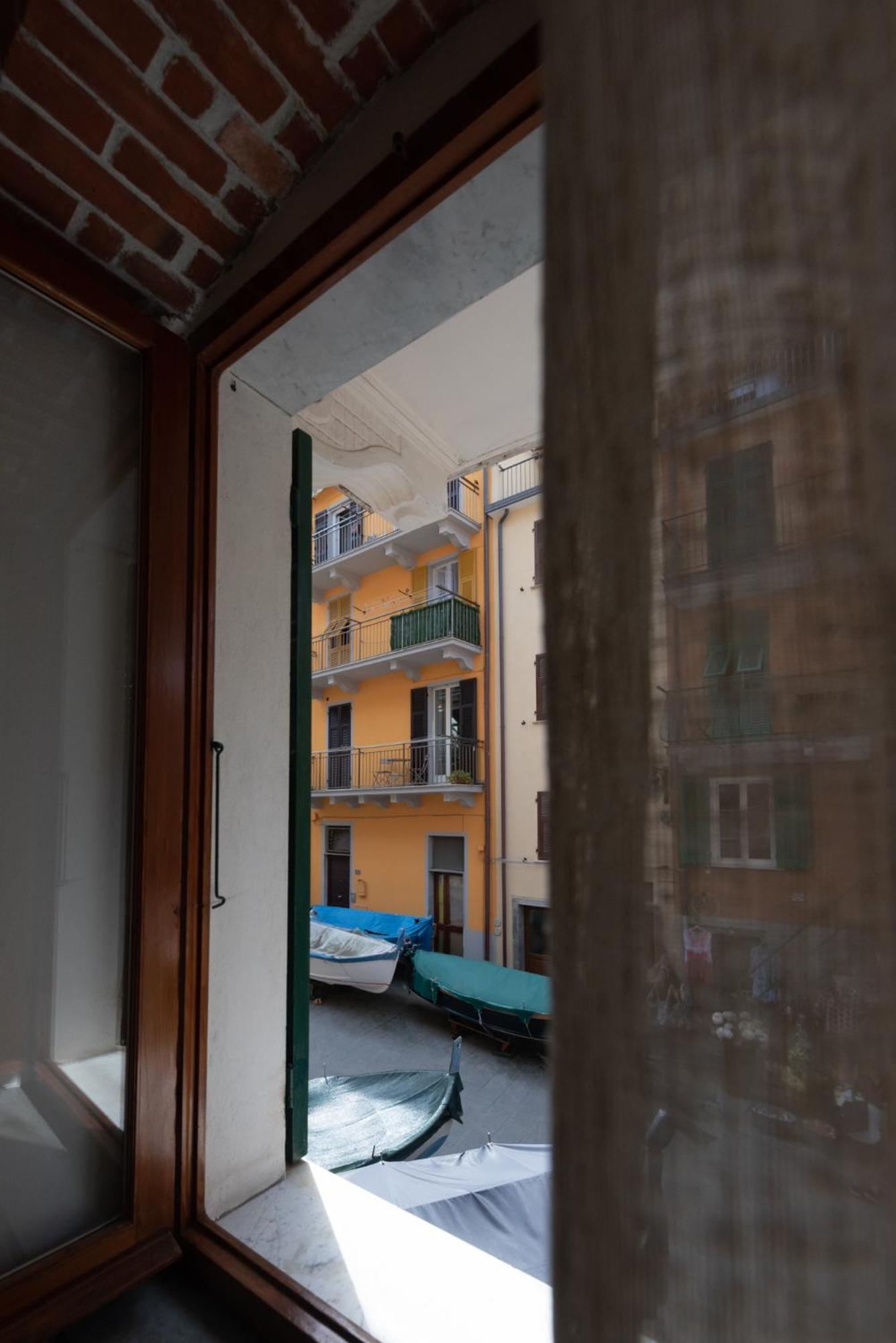 L'Emporio Rooms Manarola Exteriör bild